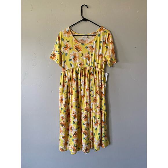 P &. Rose Large Yellow Floral Tiered Midi Dress - Picture 1 of 4